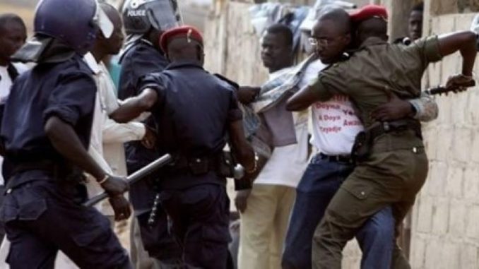 « Brutalités policières » : Attention aux émeutes à Grand-Dakar !