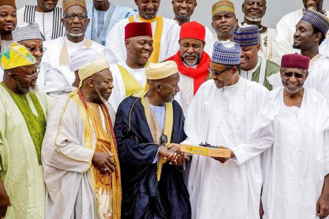 Obsèques à Médina Baye - Les Présidents Buhari et Isoufou ont demandé des autorisations d'atterrissage pour...
