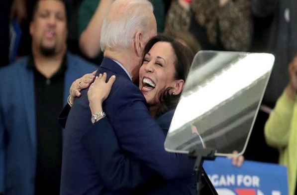 Première femme noire colistière aux États-Unis : la sénatrice Kamala Harris choisie par Joe Biden pour la présidentielle