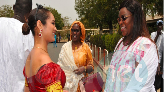 Karim Xrum Xax s’indigne contre les baptêmes et mariages de la première dame « Nagn wakh Marième Faye Sall mou bayi khew yi”
