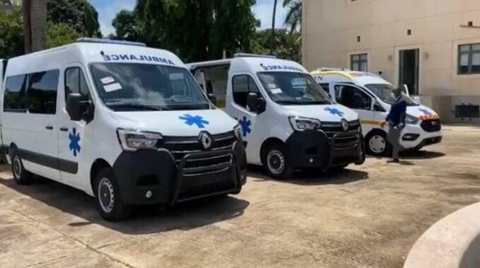 Lutte contre la COVID-19 : Le Sénégal fait un don de 03 ambulances médicalisées à la Guinée-Bissau