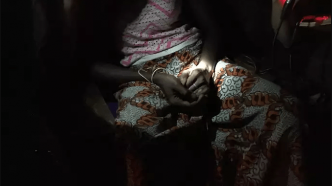 Accusé d’avoir v*olé une « déficiente mentale » : La police gambienne exige la poursuite en justice d’un diplomate sénégalais