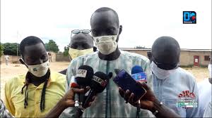Latmingué / Bac 2020 : Le Dr Macoumba Diouf offre des repas aux candidats.
