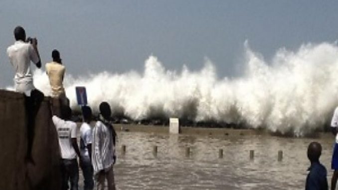 MÉTÉO : ALERTE À LA HOULE