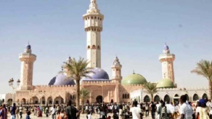 Macky Sall fait de Keur Massar un département, ce marabout demande que Touba soit érigé en région !