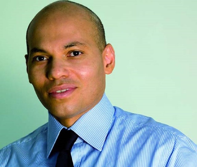 Karim Wade - Un vol retour à 138 milliards F CFA: le pouvoir ne se ramasse pas sur Watsapp