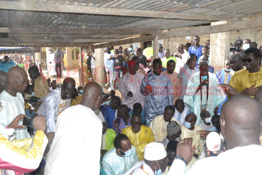 MARIAGE BUZZ: Les images exclusifs de l'union entre Soumboulou Bathily et le marabout Ablaye Diop.