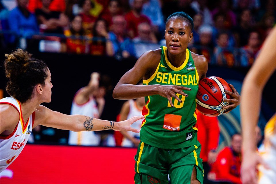 Fiba Afrique: Astou Traoré et Mame Marie Sy parmi les 12 joueuses les plus marquantes de la décennie