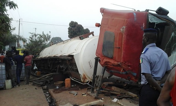 Mbao en danger : les populations alertent sur la fréquence des accidents de camions transportant des hydrocarbures.