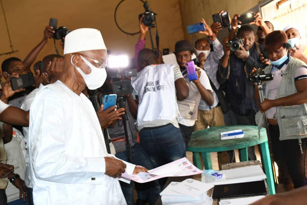 Présidentiel en guinée Cellou Dalein Diallo largement devant