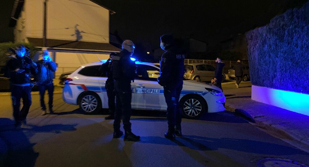 Attentat de Conflans: les auteurs de 80 messages d'hommage à l'assaillant contrôlés dès lundi