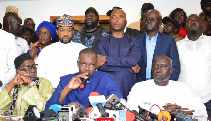 Ralliement : Des Responsables De L’Apr Et De Rewmi Rejoignent Ousmane Sonko