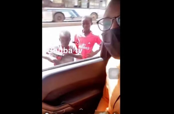 Incroyable, ce talibé déclare sa flamme à Zeyna Ndour devant Bouba