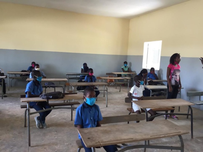Année scolaire 2020-2021: 360 000 tables-bancs seront livrées au ministère de l'Education nationale