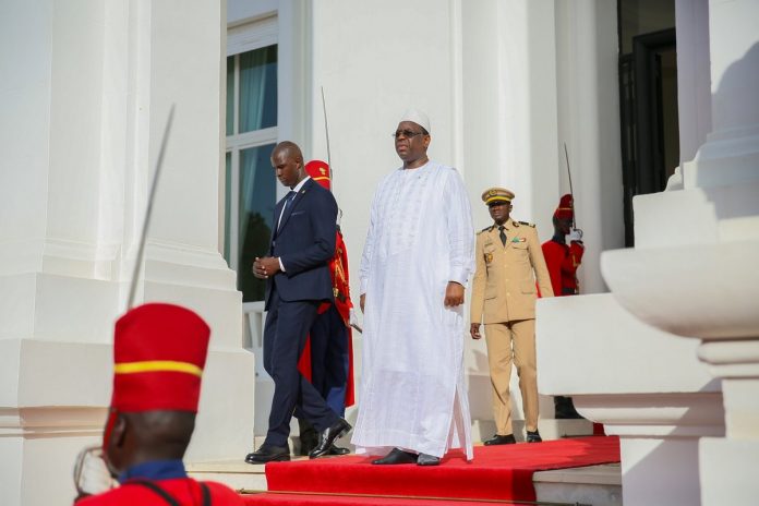 La Déclaration osée de Cheikh Ndiaye, ex DG du Cices : « Si Macky refuse de se présenter en 2024, nous allons lui tordre la main pour qu’il le fasse »