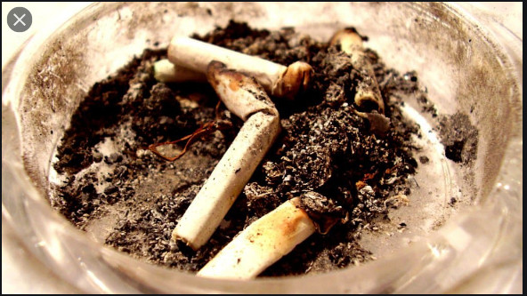 Tabacisme: Une loi en vue pour empêcher les jeunes de fumer