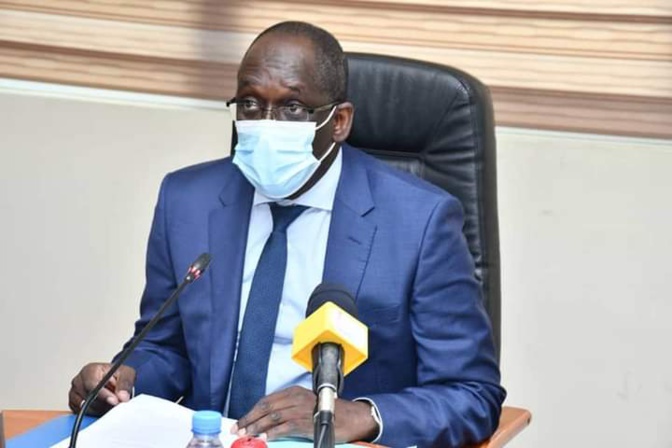 Riposte contre la covid19: Le ministre de la Santé préside une réunion avec les médecins chefs de région