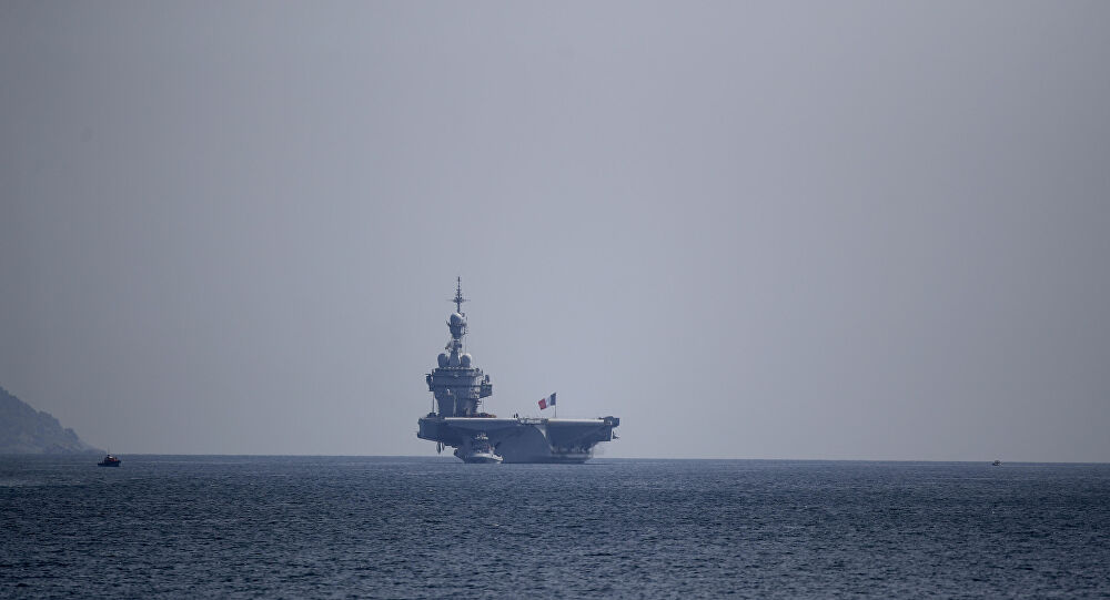 Le porte-avions Charles-de-Gaulle sera déployé en soutien de l'opération Chammal en Méditerranée