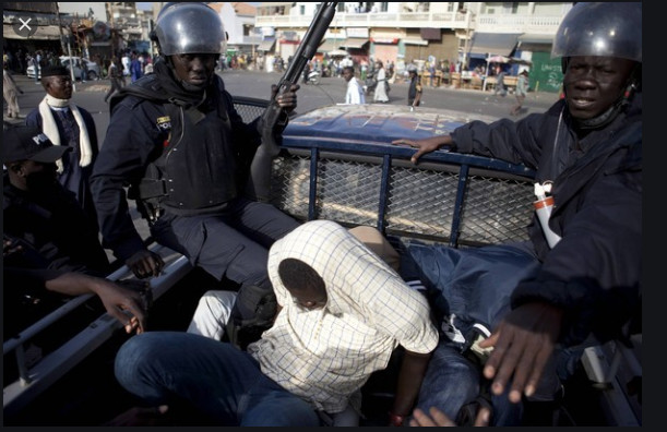 Association de malfaiteurs: Mohamed Fall arrêté et ses acolytes se volatilisent Association de malfaiteurs: Mohamed Fall arrêté et ses acolytes se volatilisent