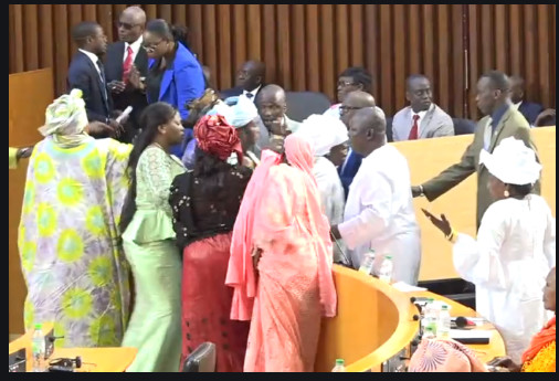 Assemblée nationale: L’opposition boude la commission Ad hoc et accuse la majorité de falsification de document