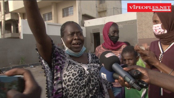 Des femmes chantent pour la libération de Sonko * Sonko Ololi * des paroles riches dans leurs langues
