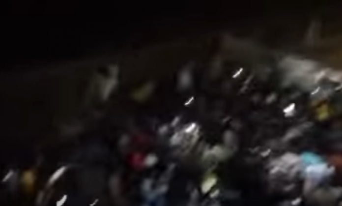 Manifs du Lundi: Les Etudiants de l’ Ucad déjà en action »Non à la dictature,Macky démissionne »