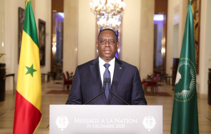 Macky Sall en toute humilité, sort 300 milliards F CFA et laisse le juge avec Ousmane Sonko