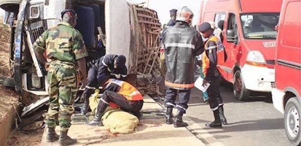 Ranérou Ferlo : Une camionnette se renverse et fait 02 morts et 13 blessés graves