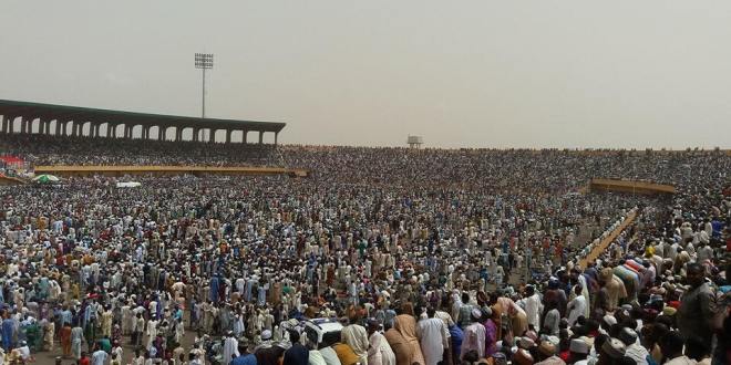   Les premières images impressionnantes de la célébration de la naissance de Baye Niass au Nigéria