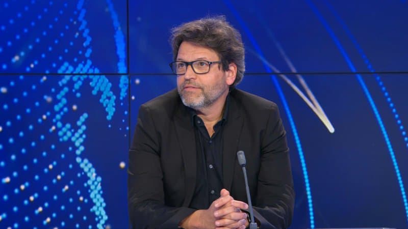 "Un Airbus A320 qui se crashe tous les jours": le Dr Salachas alerte sur les morts du Covid en France