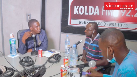 Un jeune de Kolda tire sur Abdourhamane Baldé après sa sortie.