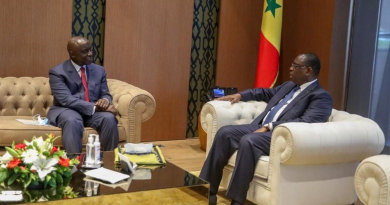 Thiès: des jeunes de l’Apr déchirent le pacte d’alliance entre Macky et Idy