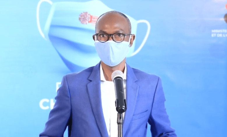 TRAITEMENT DE LA COVID-19, DÉCORATION DU PR RAOULT, VACCINATION…: Les vérités du professeur Moussa Seydi