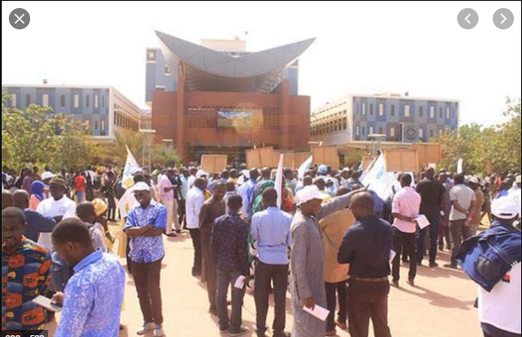Violences à l'Université: Macky Sall hausse le ton et promet des changements