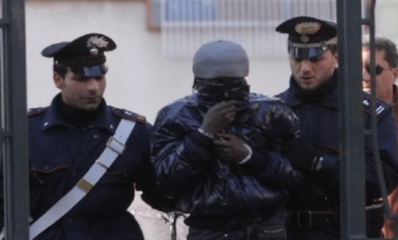 Espagne : Un Sénégalais arrêté avec de la drogue et 6370 euros