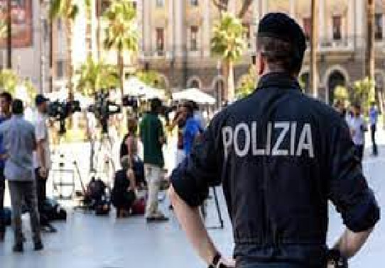 Six mois de suspension pour le policier italien: Il avait malmené un dealer sénégalais
