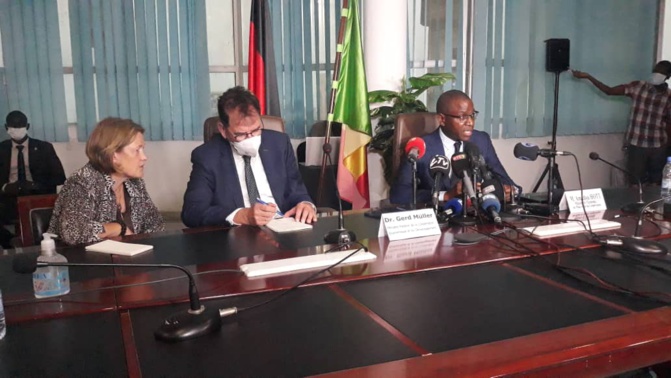 Production de vaccins anti covid: L’Allemagne offre 20 millions d’euros, non remboursable à l’Etat du Sénégal