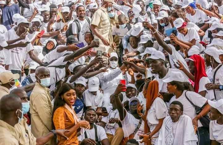 Inauguration de l’ISEP de Thiès: le Président Macky Sall en communion avec les étudiants (photos)