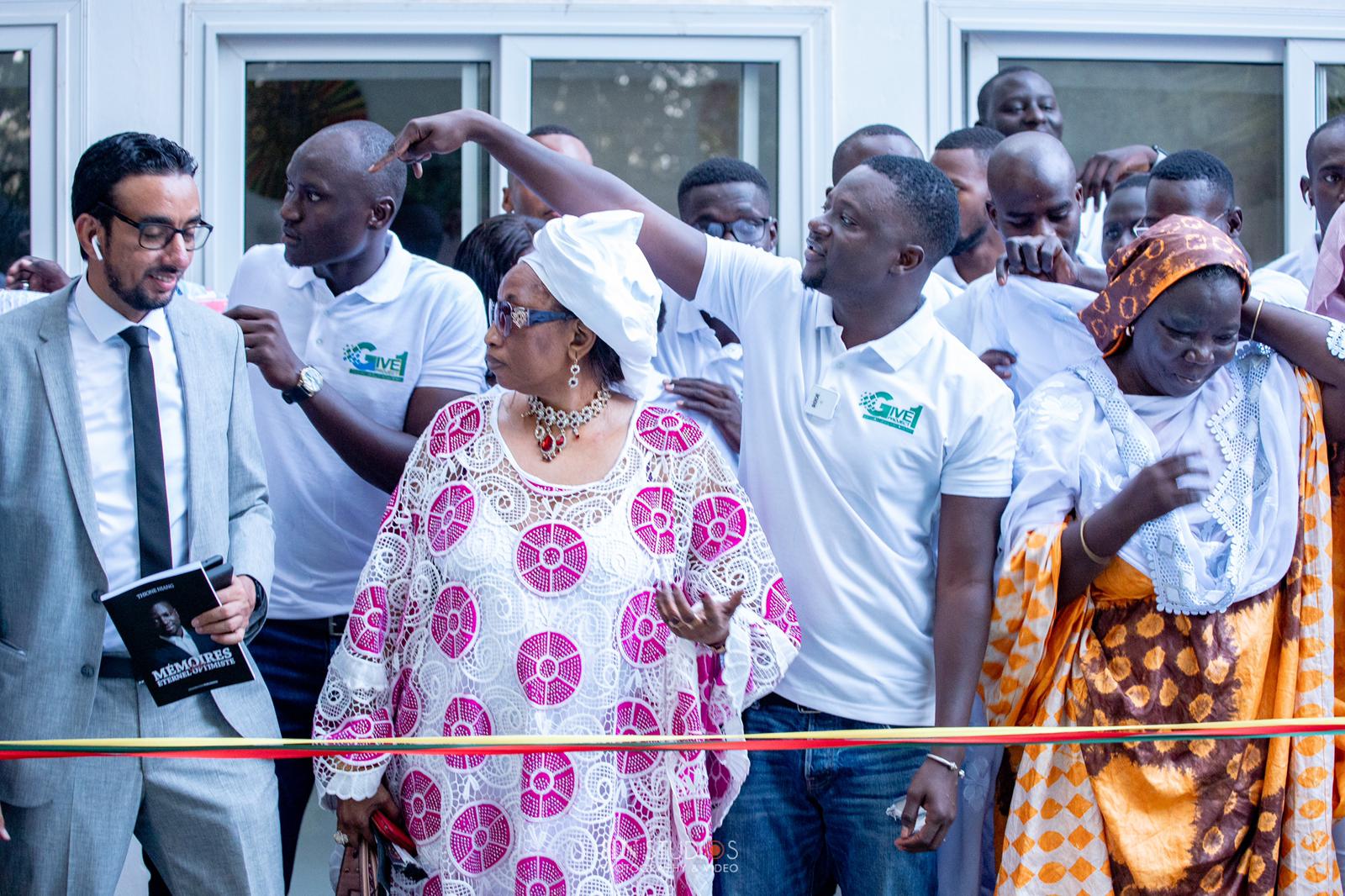 M’Bour, Sénégal: l’entrepreneur Social Thione NIANG, lance le Give1Project Digital Skills Academy.