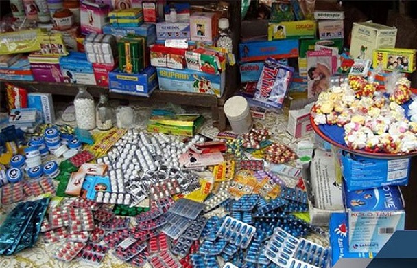 Opération douanière: Une importante quantité de médicaments saisie à Ngouye