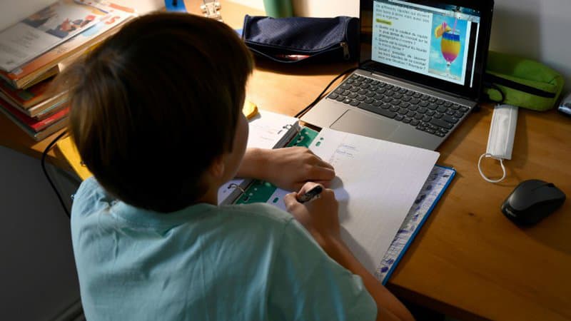 Covid-19: risque de "catastrophe générationnelle" si les écoles ne rouvrent pas