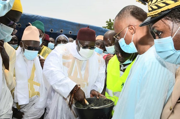 Kaffrine : le ministre Abdoulaye Saydou Sow, a procédé, à la pose de la première pierre de la grande mosquée