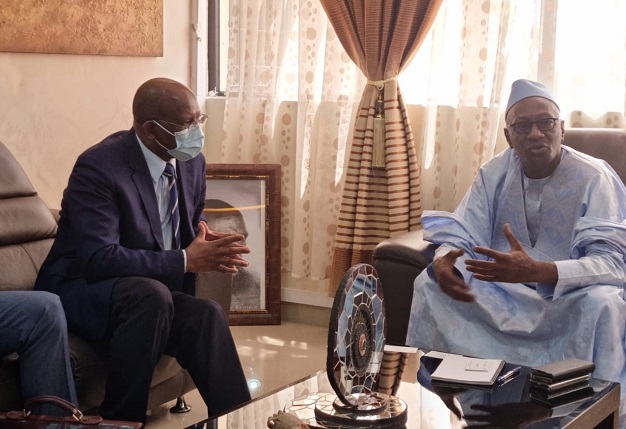Coopération Sénégal- Guinée Bissau : Bissau s'inspire de l'expérience du Sénégal sur la TNT Coopération Sénégal- Guinée Bissau : Bissau s'inspire de l'expérience du Sénégal sur la TNT