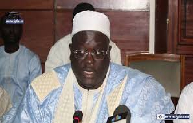 Accusé de détournement : Serigne Cheikh AbdoulAhad Gaïndé Fatma annonce une plainte contre Serigne Mbacké Lazanba Accusé de détournement : Serigne Cheikh AbdoulAhad Gaïndé Fatma annonce une plainte contre Serigne Mbacké Lazanba