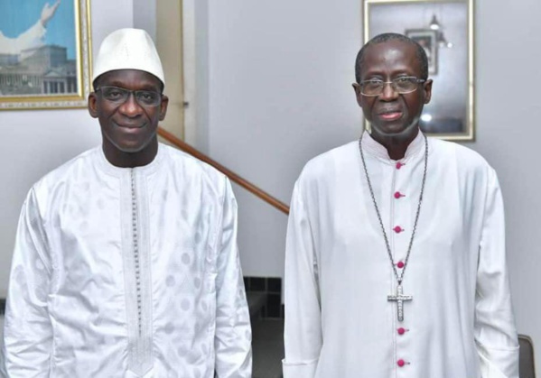 Abdoulaye Diouf Sarr chez l'Archevêque de Dakar