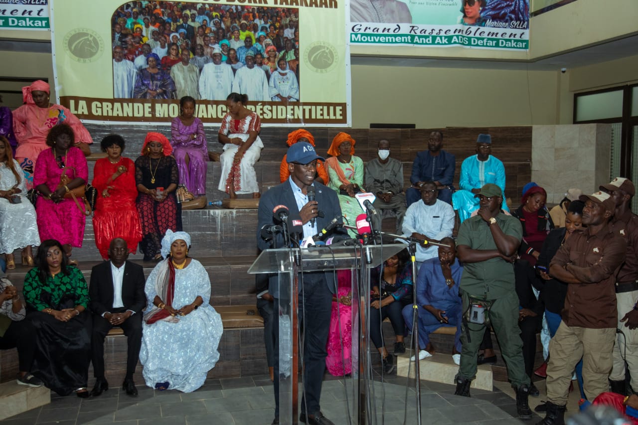 En images: Présentation de programme du candidat maire Abdoulaye Diouf Sarr cet après midi au King Fahd