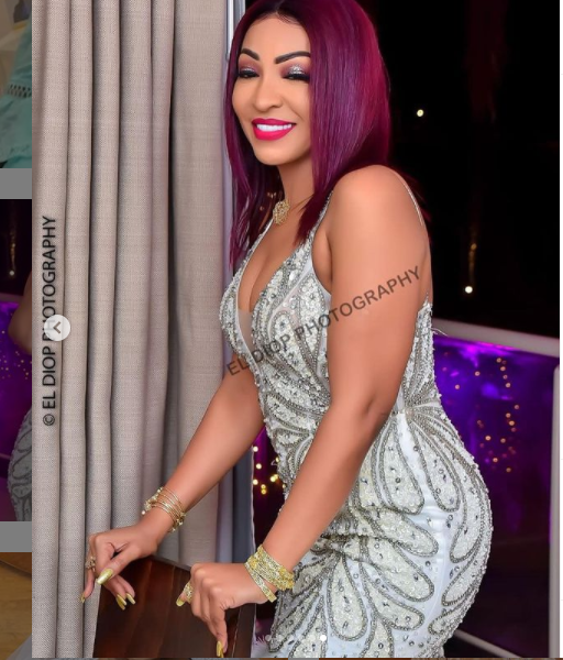 Incroyable : Viviane Chidid s’est totalement métamorphosée (photos)