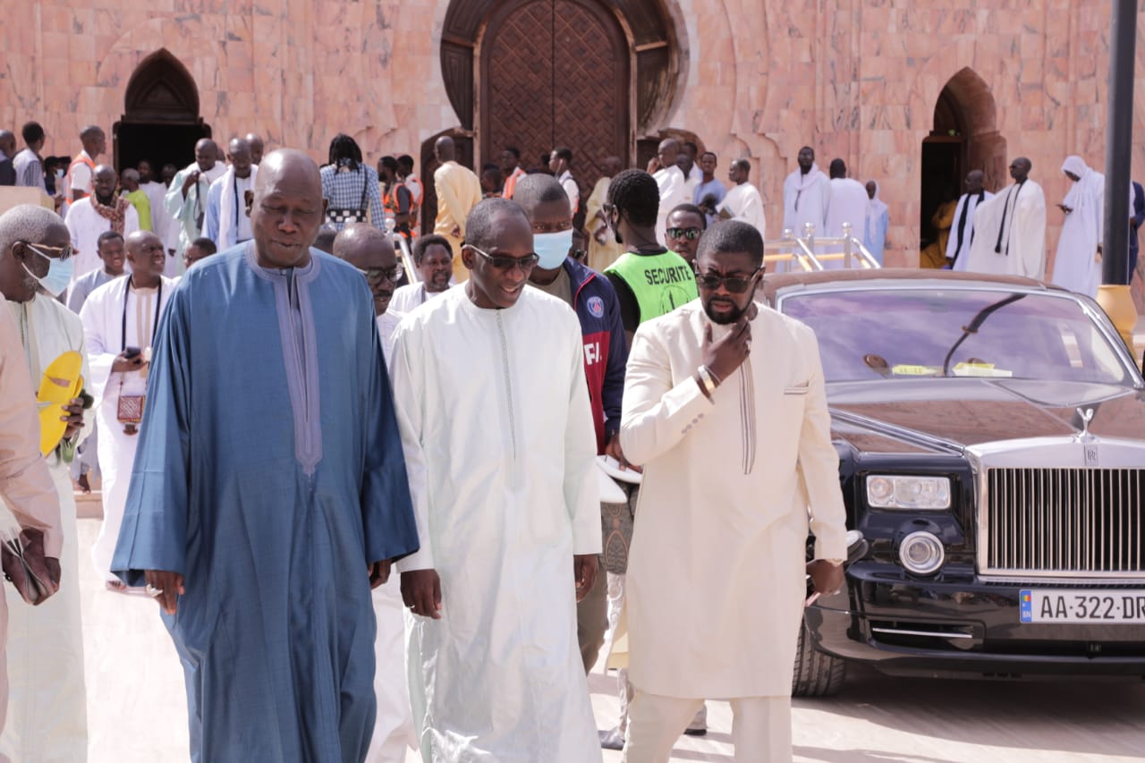 Le candidat à la mairie de Dakar, Abdoulaye Diouf Sarr reçu par Khalif général des mourides