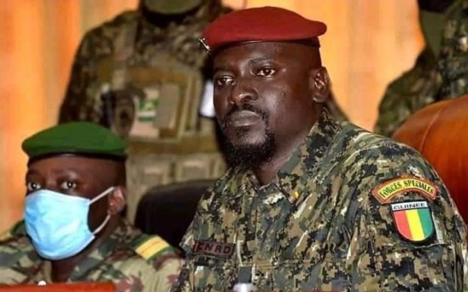 Urgent / Guinée: Bataille rangée entre deux groupes d’officiers au Palais présidentiel Mohamed V de Conakry
