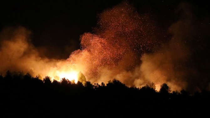 Incendie dans un entrepôt de pneus situé dans la zone industrielle